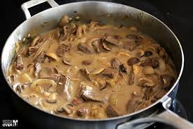 Boeuf Stroganoff